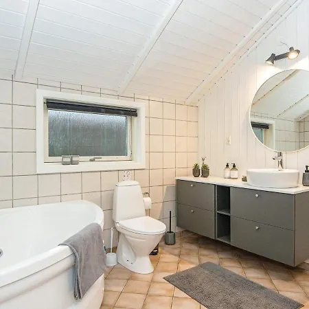 Casa vacanze Spacious In With Roofed Terrace Hemmet